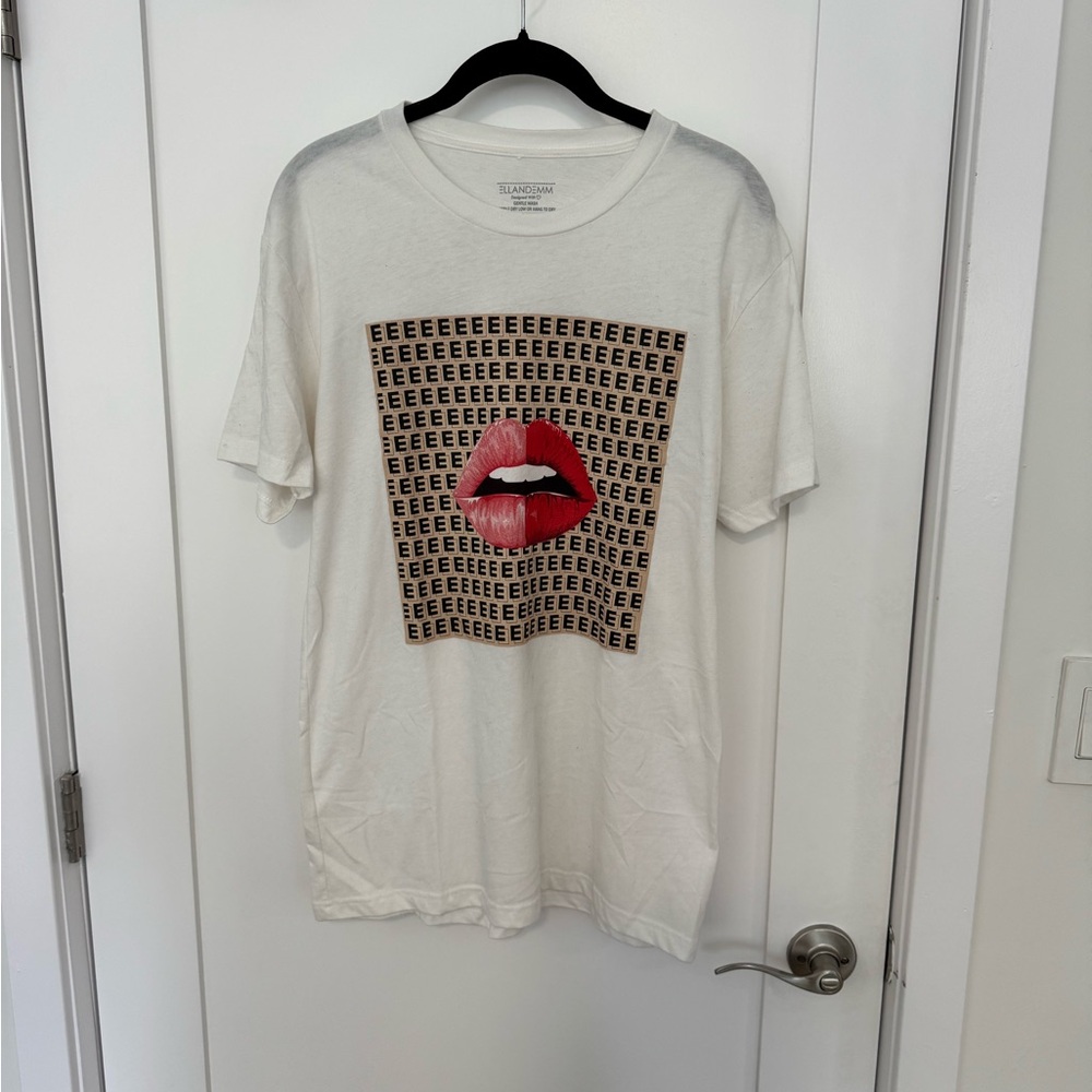 ELL and EMM White Graphic Tee with Red Lips Design